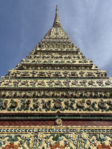 卧佛寺的佛塔 卧佛寺的佛塔